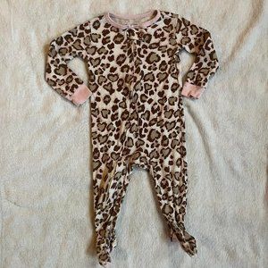 Girls 6-9 months *3 for $12* footie pajamas